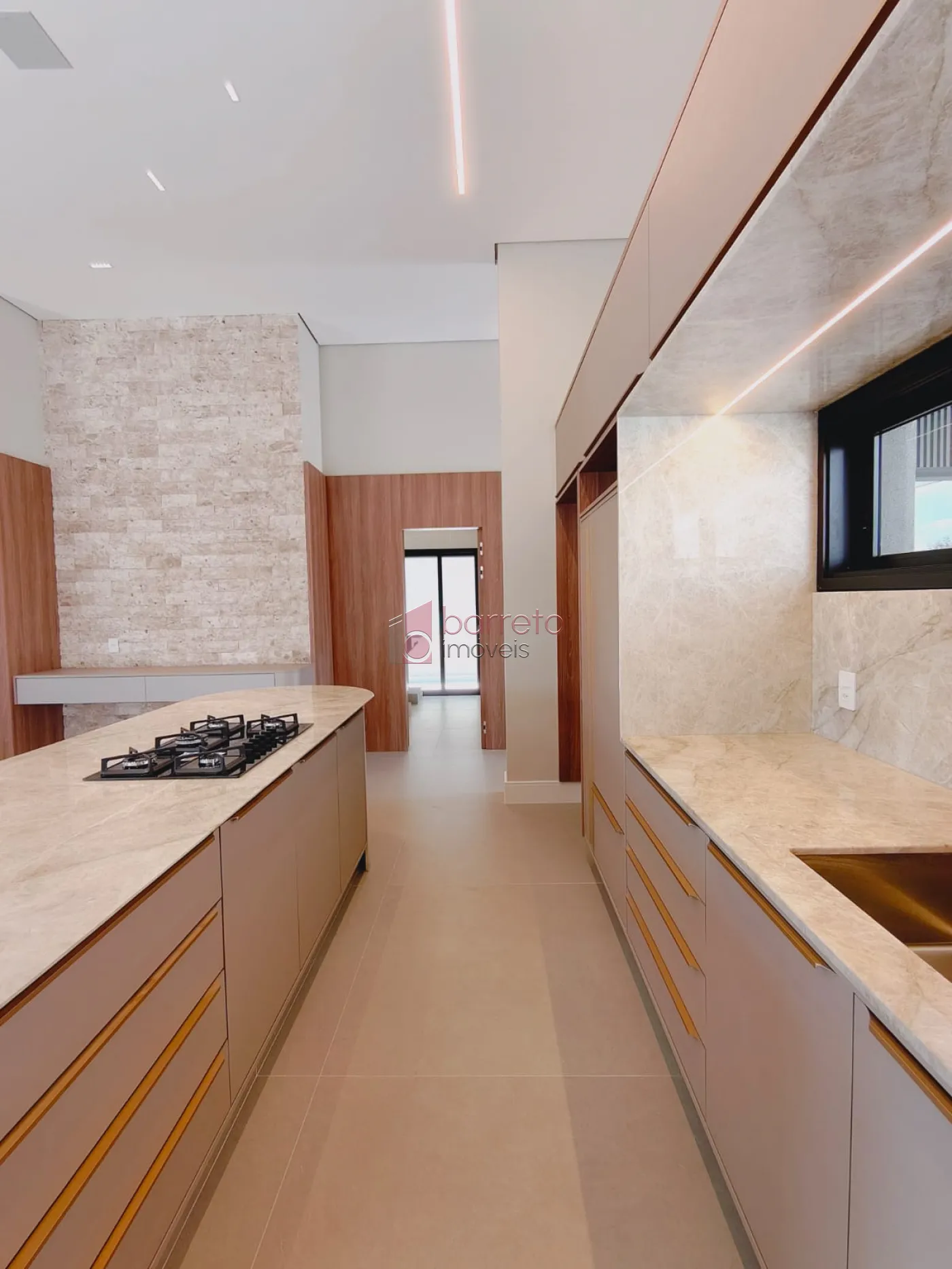 CASA À VENDA NO CONDOMÍNIO ALPHAVILLE 1 EM JUNDIAÍ/SP