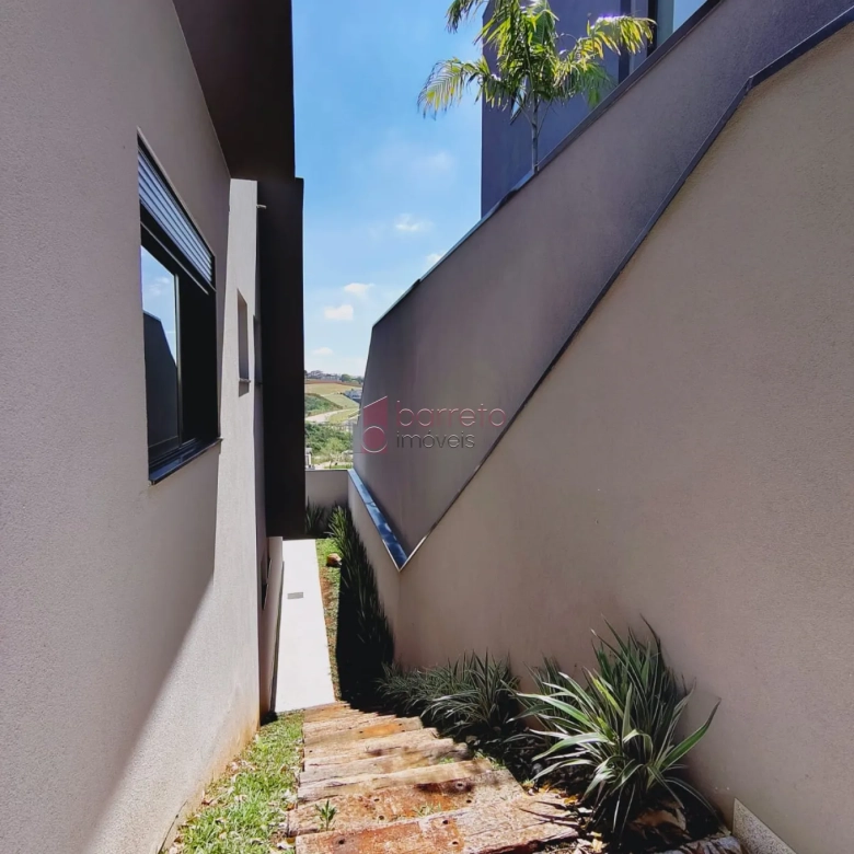 CASA À VENDA NO CONDOMÍNIO ALPHAVILLE 1 EM JUNDIAÍ/SP