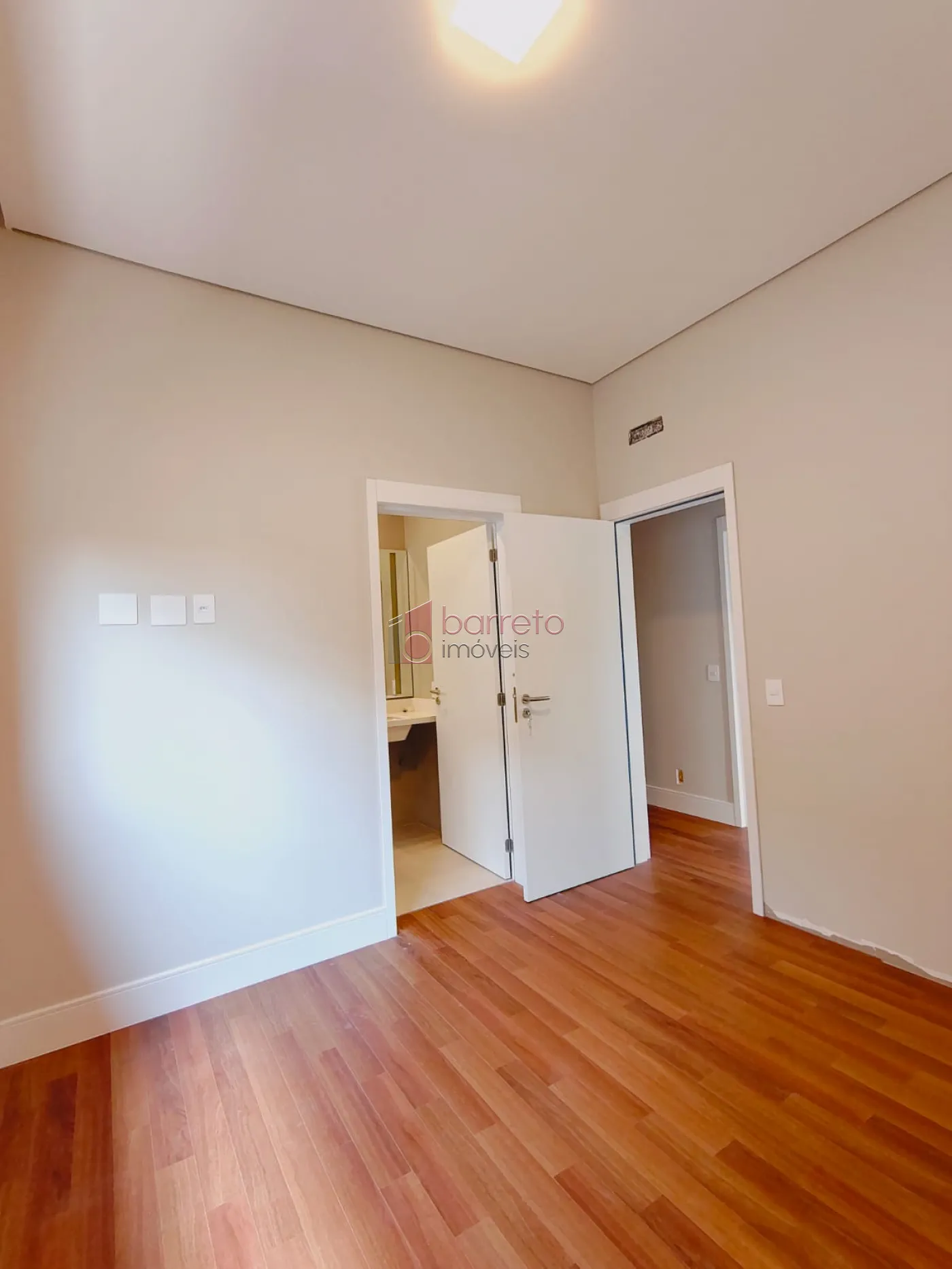 CASA À VENDA NO CONDOMÍNIO ALPHAVILLE 1 EM JUNDIAÍ/SP