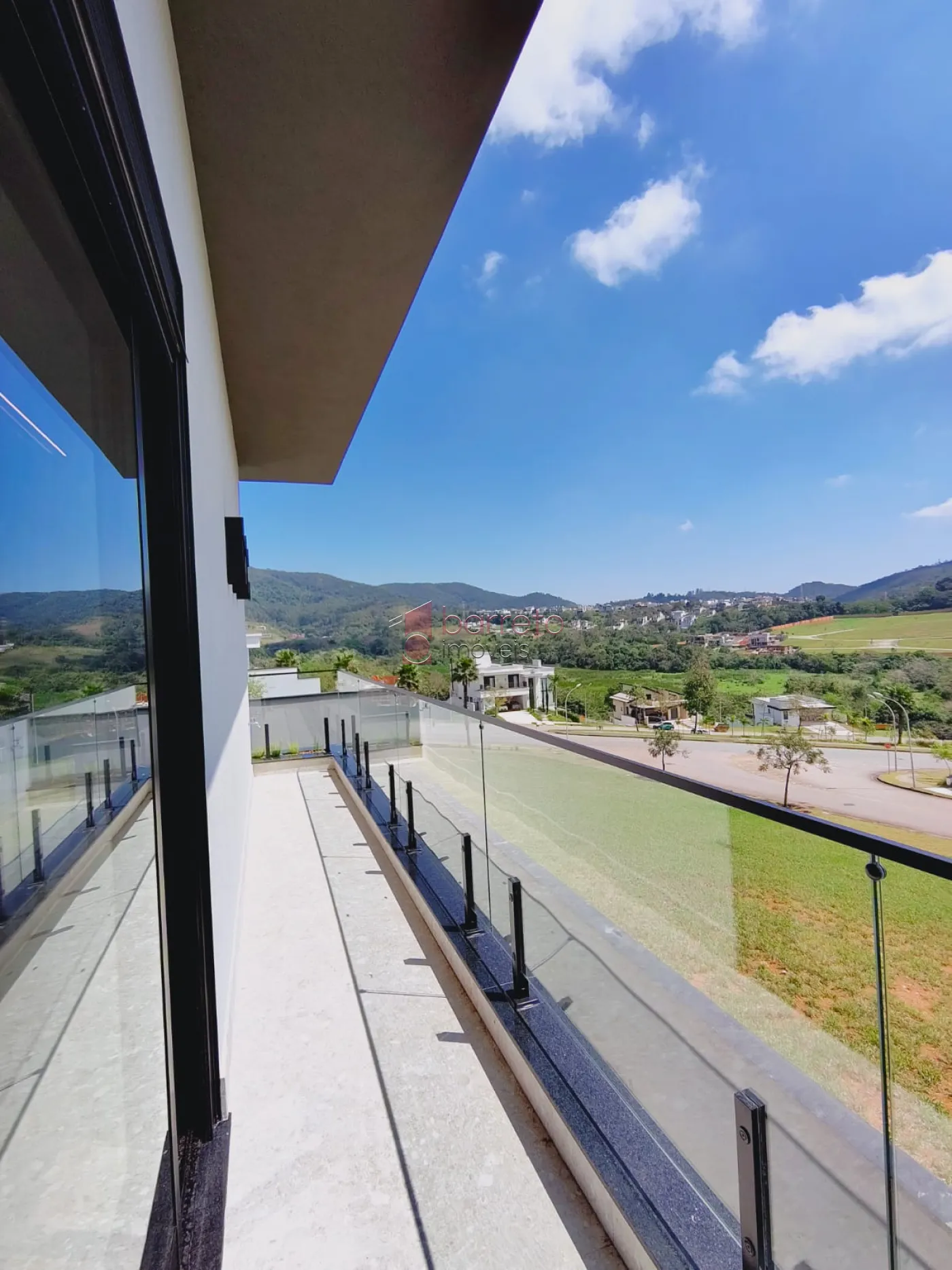 CASA À VENDA NO CONDOMÍNIO ALPHAVILLE 1 EM JUNDIAÍ/SP