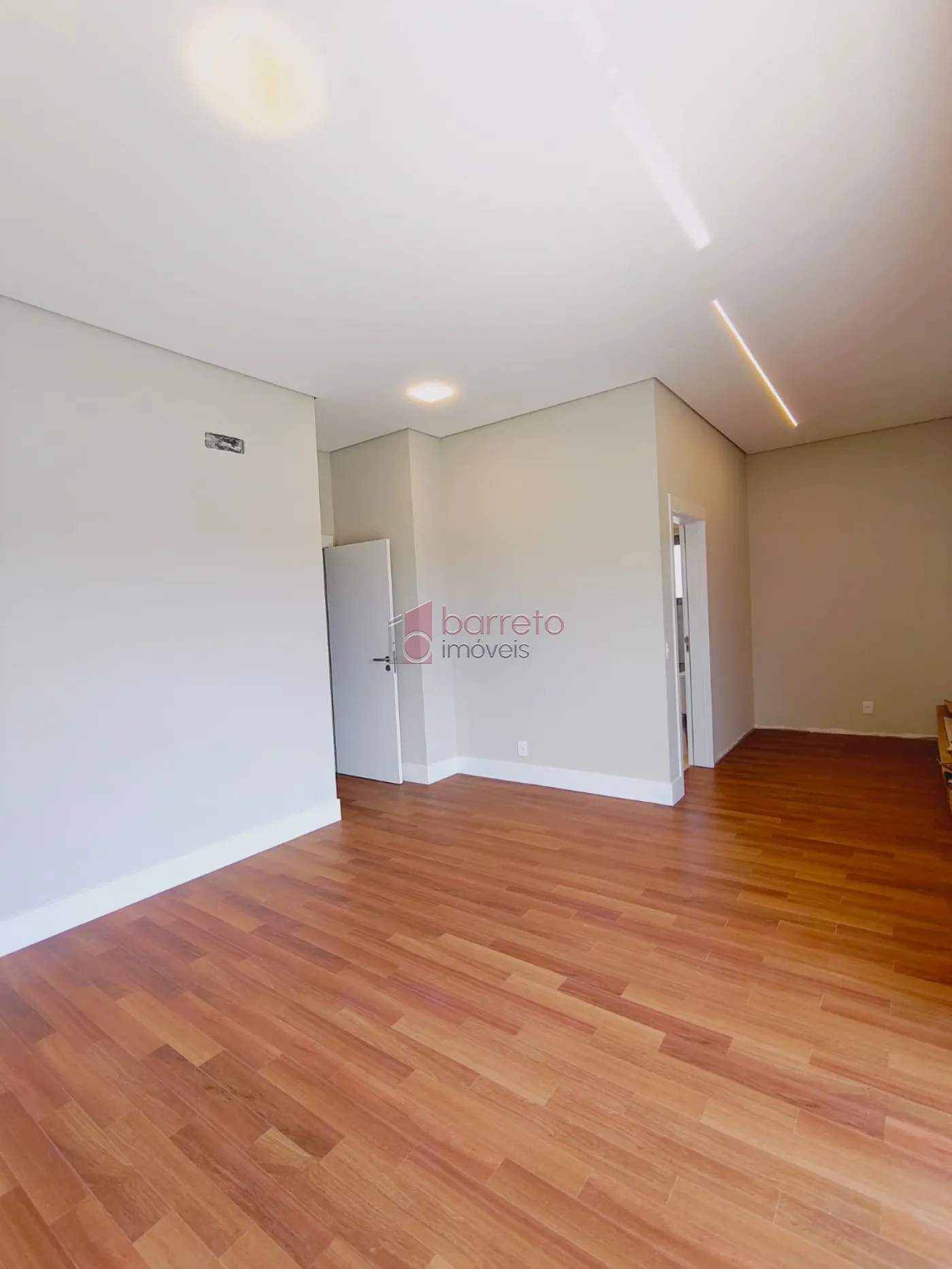 CASA À VENDA NO CONDOMÍNIO ALPHAVILLE 1 EM JUNDIAÍ/SP