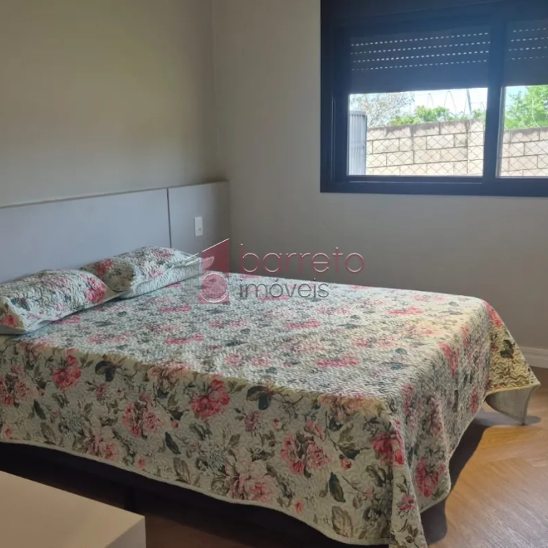 CASA COM 04 SUÍTES À VENDA NO CONDOMÍNIO TERRAS DO CAXAMBÚ EM JUNDIAÍ/SP