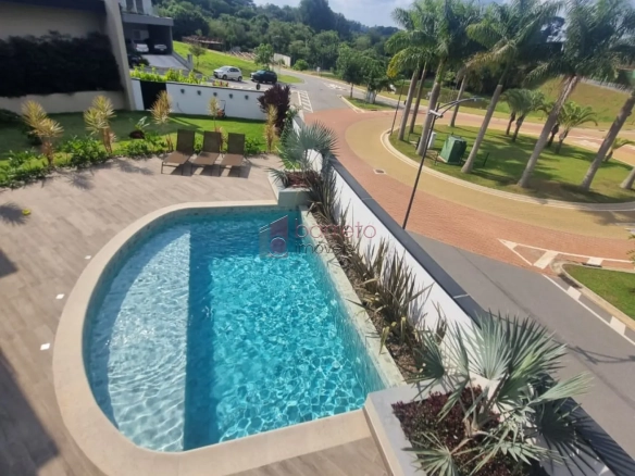 CASA À VENDA – 03 QUARTOS – CONDOMÍNIO BRISAS DO LAGO – JUNDIAÍ/SP