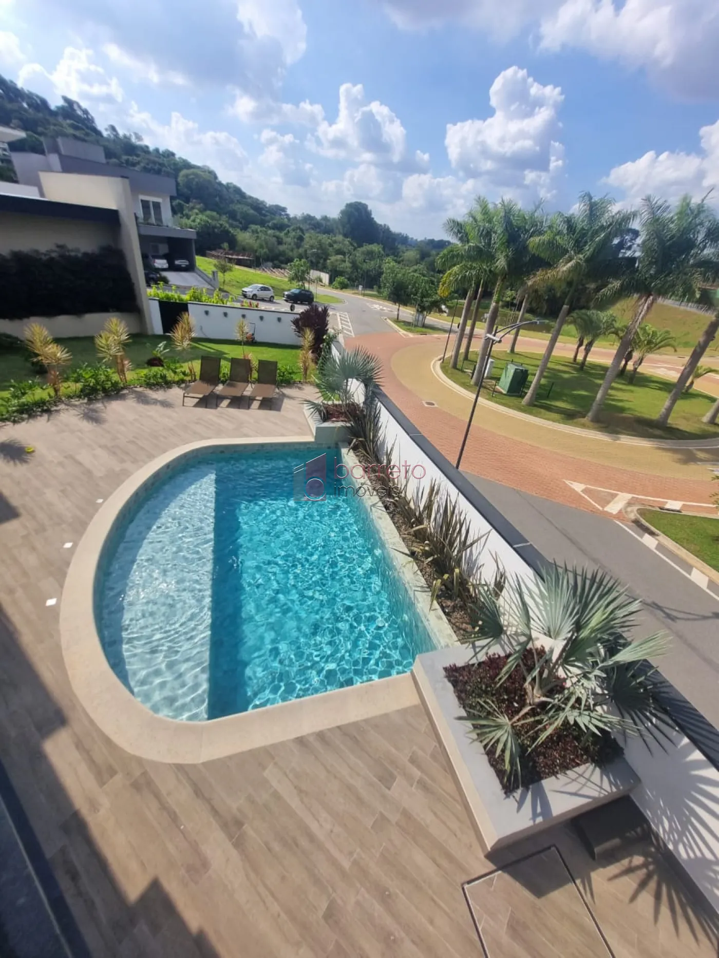 CASA À VENDA – 03 QUARTOS – CONDOMÍNIO BRISAS DO LAGO – JUNDIAÍ/SP