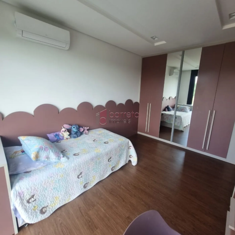 CASA À VENDA – 03 QUARTOS – CONDOMÍNIO BRISAS DO LAGO – JUNDIAÍ/SP