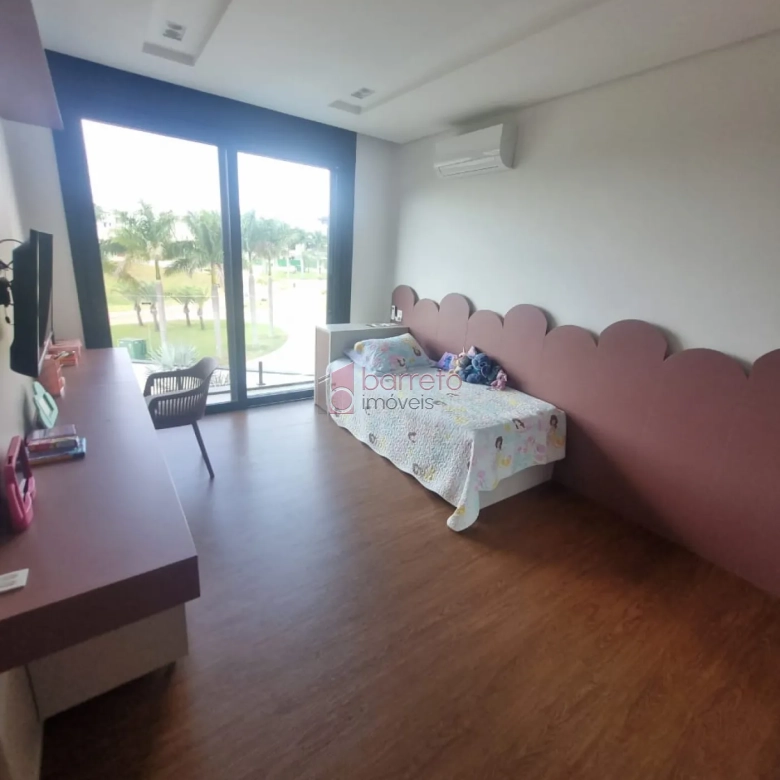 CASA À VENDA – 03 QUARTOS – CONDOMÍNIO BRISAS DO LAGO – JUNDIAÍ/SP