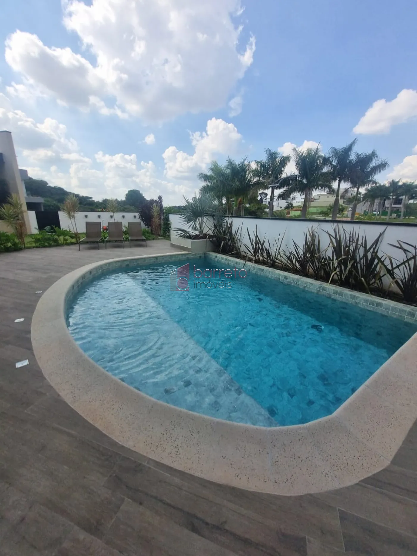 CASA À VENDA – 03 QUARTOS – CONDOMÍNIO BRISAS DO LAGO – JUNDIAÍ/SP