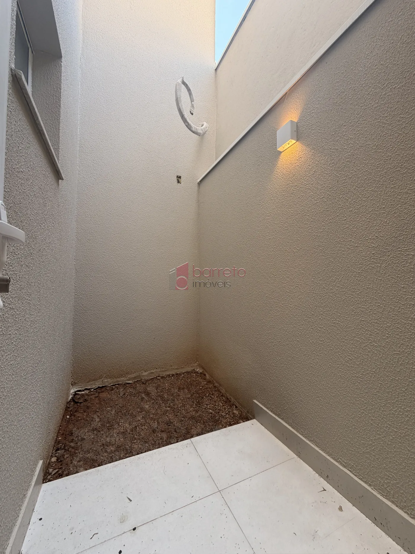 CASA À VENDA – 03 QUARTOS – CONDOMÍNIO VILLA VERDE – JUNDIAÍ/SP