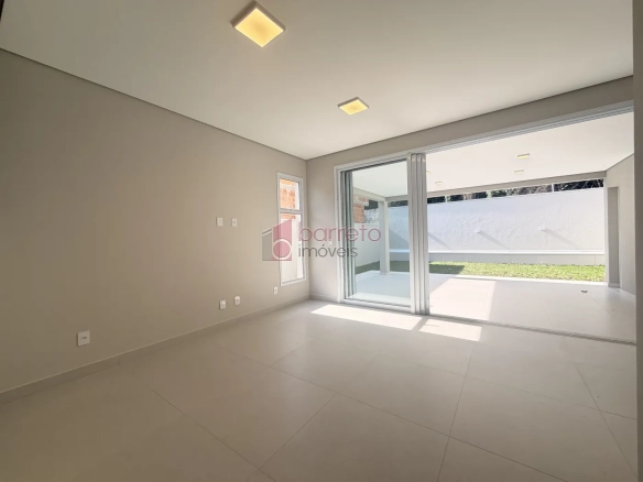 CASA À VENDA – 03 QUARTOS – CONDOMÍNIO VILLA VERDE – JUNDIAÍ/SP