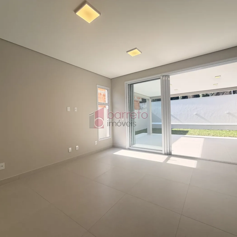 CASA À VENDA – 03 QUARTOS – CONDOMÍNIO VILLA VERDE – JUNDIAÍ/SP