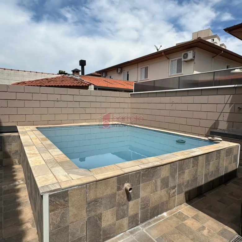 CASA PARA VENDA E LOCAÇÃO NO CONDOMÍNIO RESIDENCIAL DAS PALMEIRAS EM JUNDIAÍ/SP
