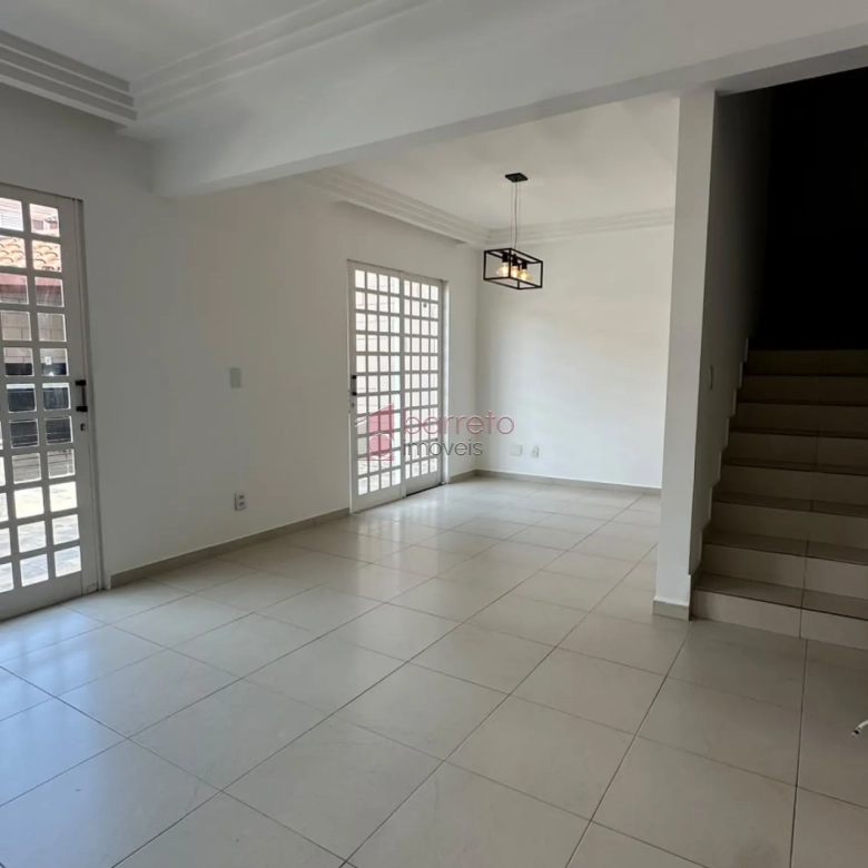 SOBRADO PARA VENDA E LOCAÇÃO NO CONDOMÍNIO RESIDENCIAL DAS PALMEIRAS – JUNDIAÍ/SP