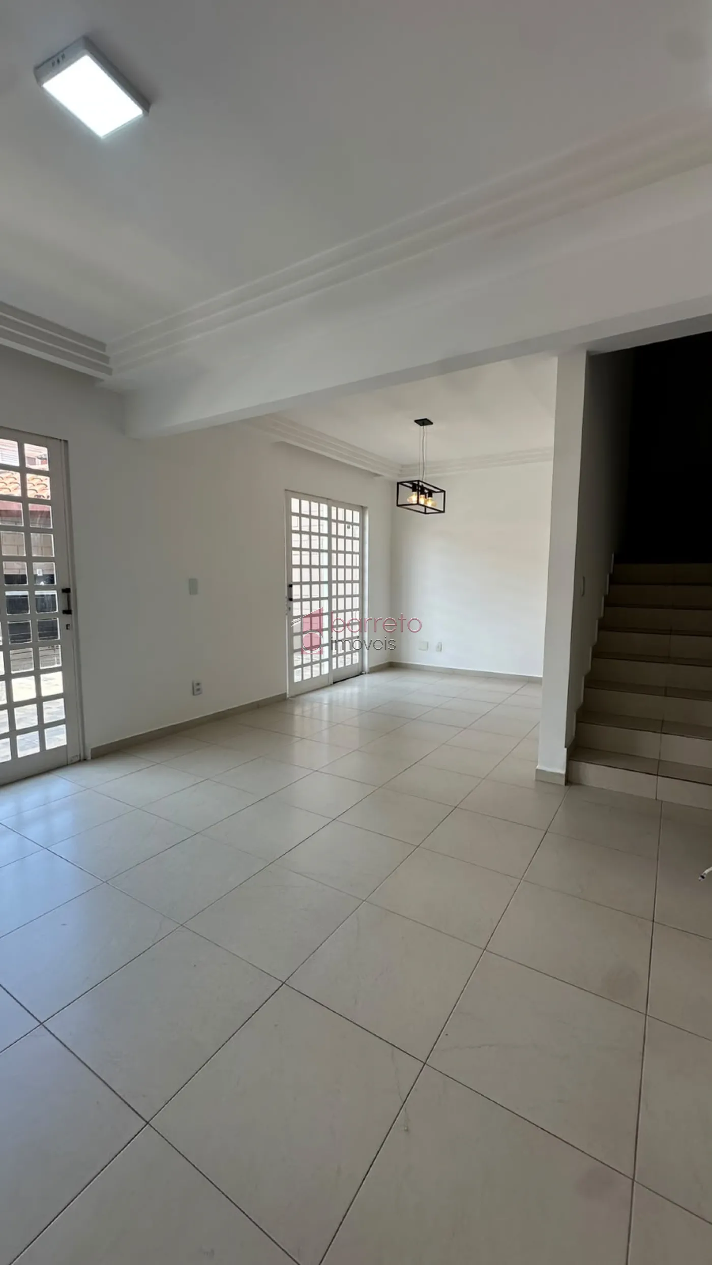 SOBRADO PARA VENDA E LOCAÇÃO NO CONDOMÍNIO RESIDENCIAL DAS PALMEIRAS – JUNDIAÍ/SP