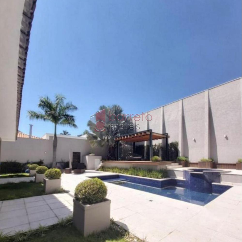 CASA MOBILIADA PARA VENDA E LOCAÇÃO NO CONDOMÍNIO TERRAS DE SÃO CARLOS – JUNDIAÍ/SP