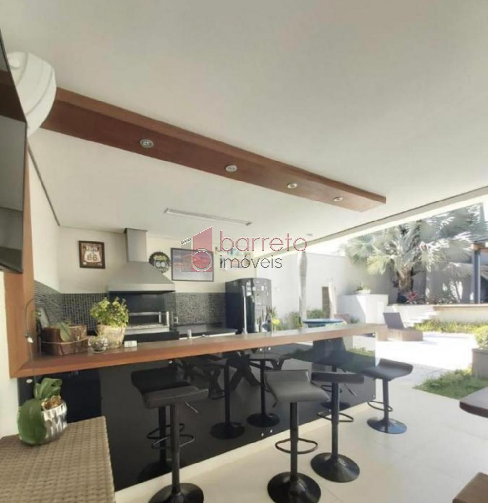 CASA MOBILIADA PARA VENDA E LOCAÇÃO NO CONDOMÍNIO TERRAS DE SÃO CARLOS – JUNDIAÍ/SP
