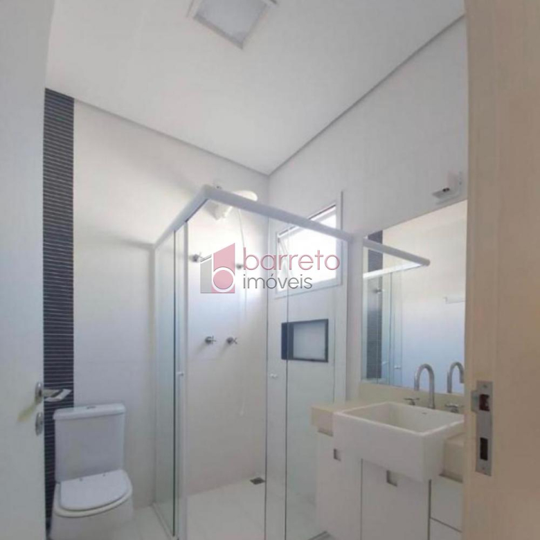 CASA MOBILIADA PARA VENDA E LOCAÇÃO NO CONDOMÍNIO TERRAS DE SÃO CARLOS – JUNDIAÍ/SP