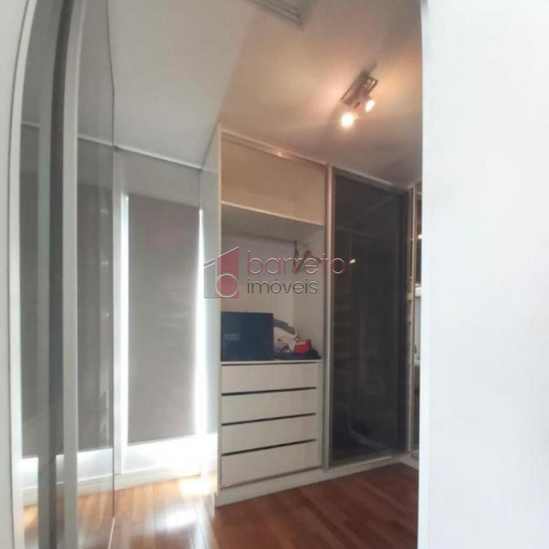 CASA MOBILIADA PARA VENDA E LOCAÇÃO NO CONDOMÍNIO TERRAS DE SÃO CARLOS – JUNDIAÍ/SP