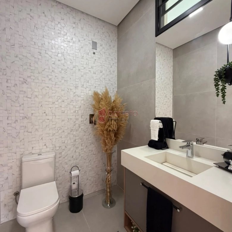 CASA SOBRADO COM 03 SUÍTES À VENDA PORTEIRA FECHADA NO CONDOMÍNIO RESERVA DA MATA – JUNDIAÍ/SP