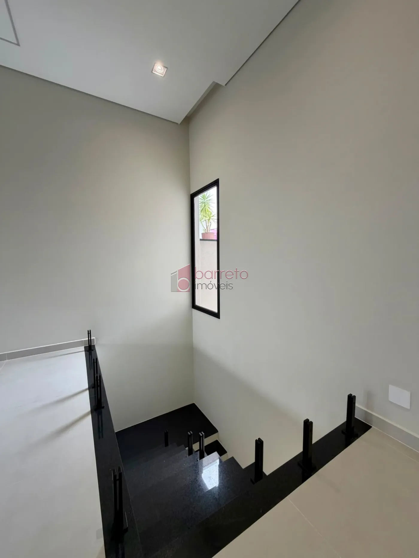 SOBRADO À VENDA – 03 QUARTOS – CONDOMÍNIO RESERVA ERMIDA II – JUNDIAÍ/SP