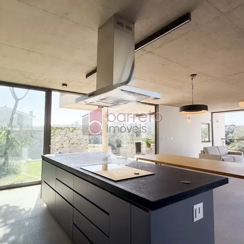 CASA À VENDA NO CONDOMÍNIO PORTAL DO PARAÍSO II – JUNDIAÍ/SP