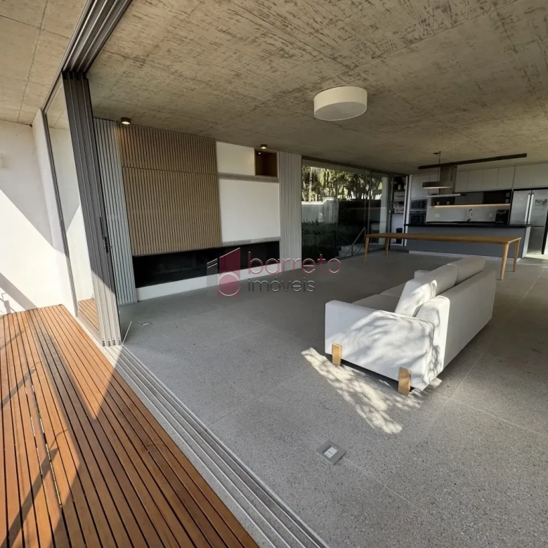 CASA À VENDA NO CONDOMÍNIO PORTAL DO PARAÍSO II – JUNDIAÍ/SP