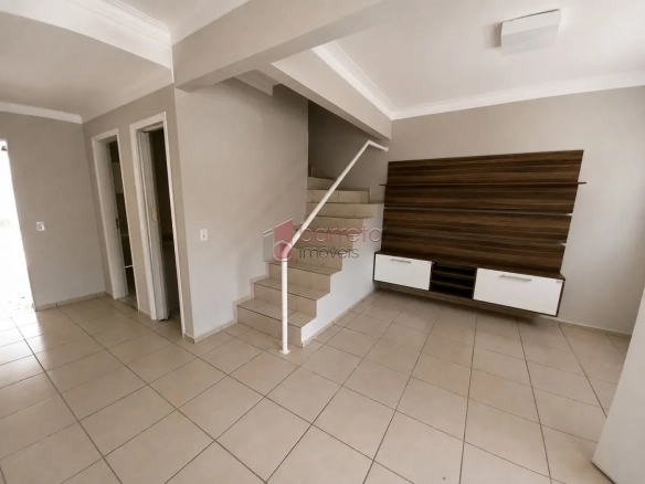 CASA À VENDA NO CONDOMÍNIO VILLAGE JARDIM DE VERSAILLES – VILA RAMI – JUNDIAÍ/SP