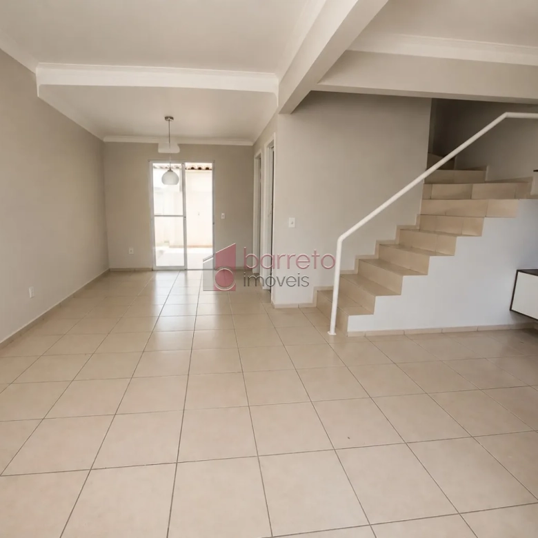 CASA À VENDA NO CONDOMÍNIO VILLAGE JARDIM DE VERSAILLES – VILA RAMI – JUNDIAÍ/SP