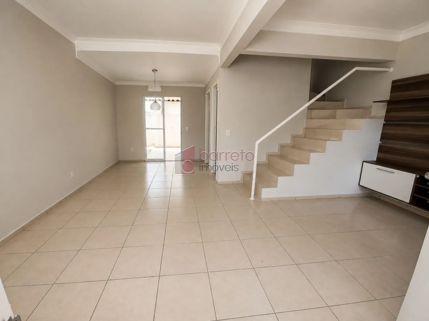 CASA À VENDA NO CONDOMÍNIO VILLAGE JARDIM DE VERSAILLES – VILA RAMI – JUNDIAÍ/SP