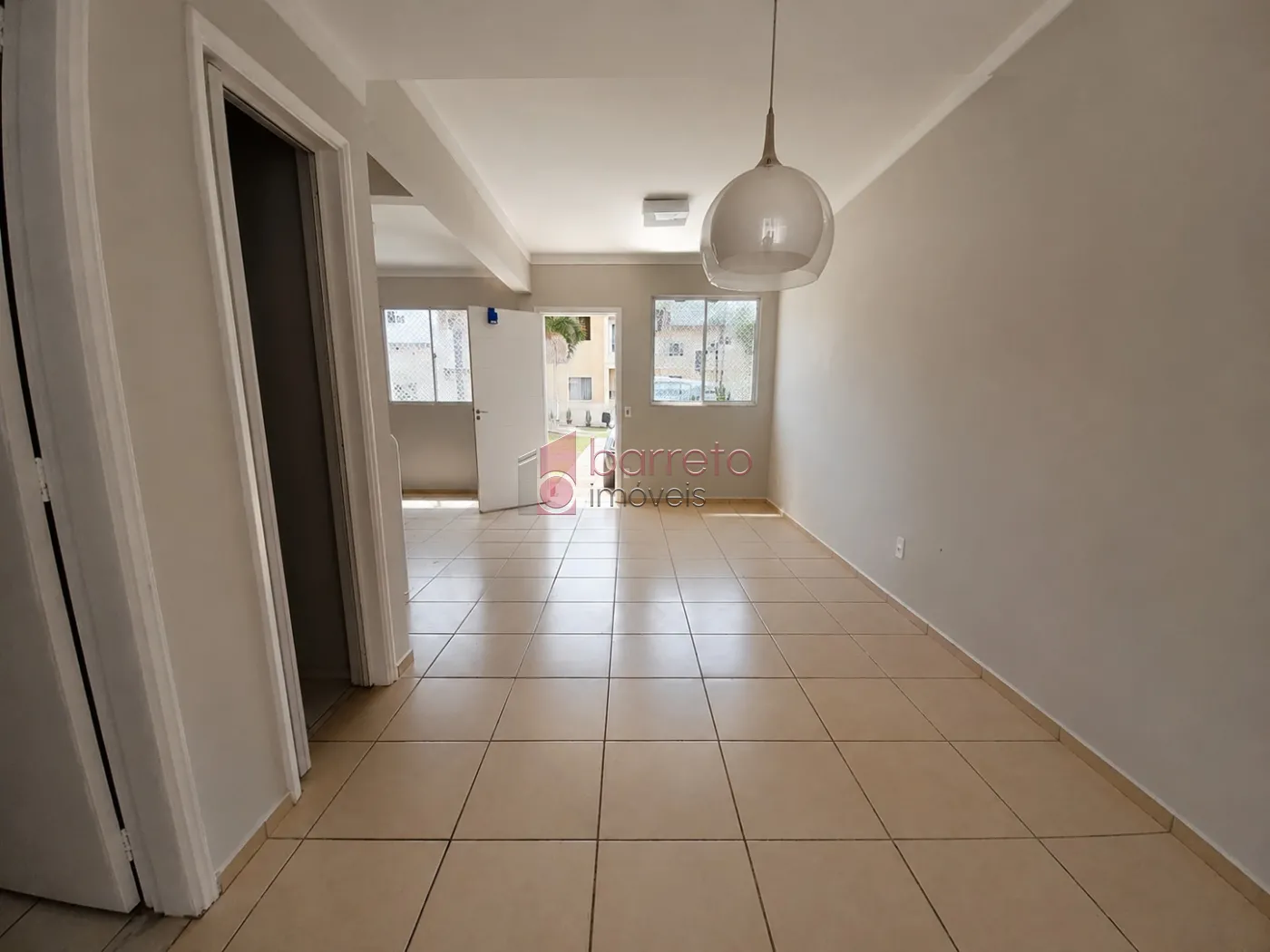 CASA À VENDA NO CONDOMÍNIO VILLAGE JARDIM DE VERSAILLES – VILA RAMI – JUNDIAÍ/SP