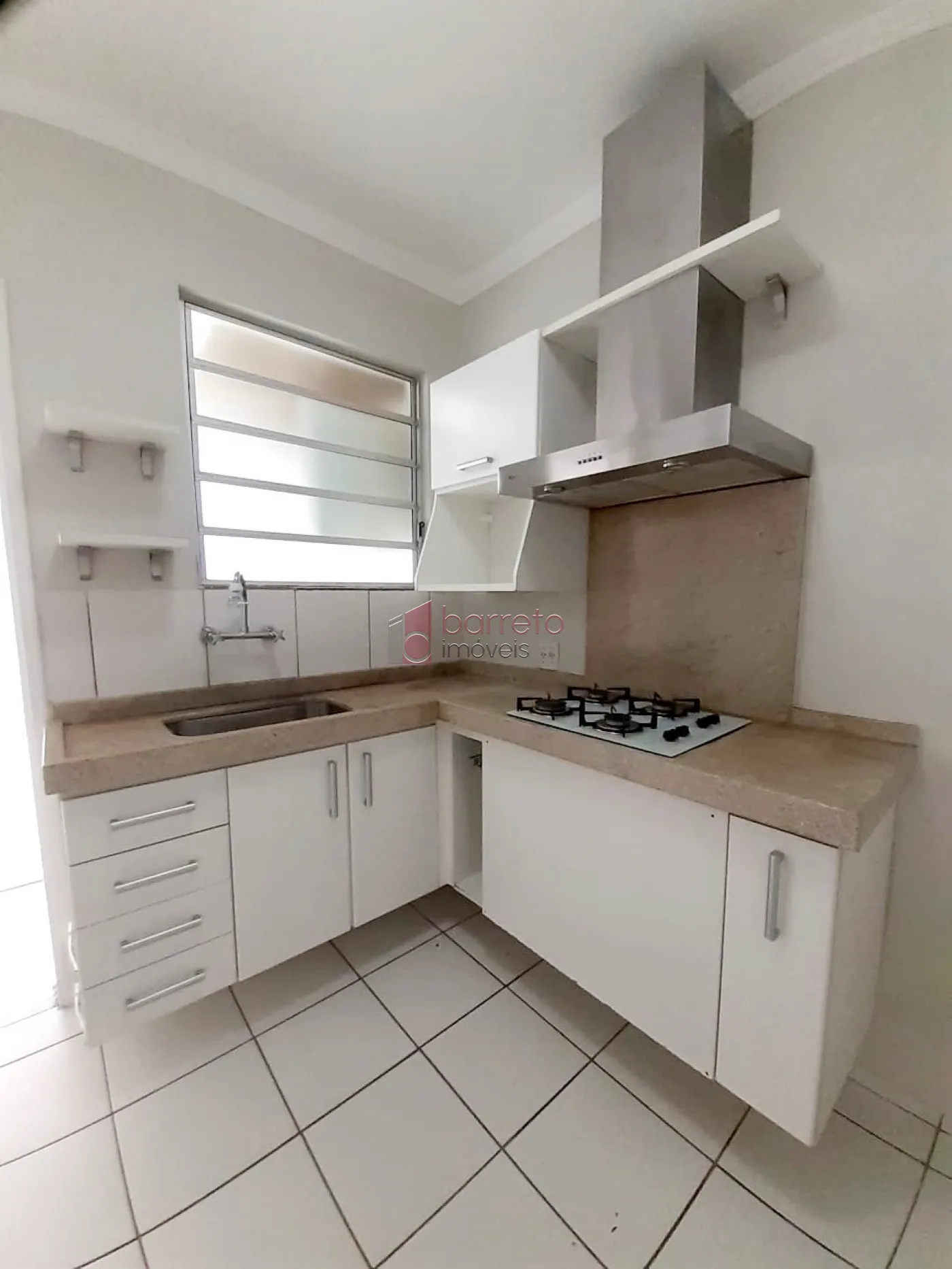 CASA À VENDA NO CONDOMÍNIO VILLAGE JARDIM DE VERSAILLES – VILA RAMI – JUNDIAÍ/SP