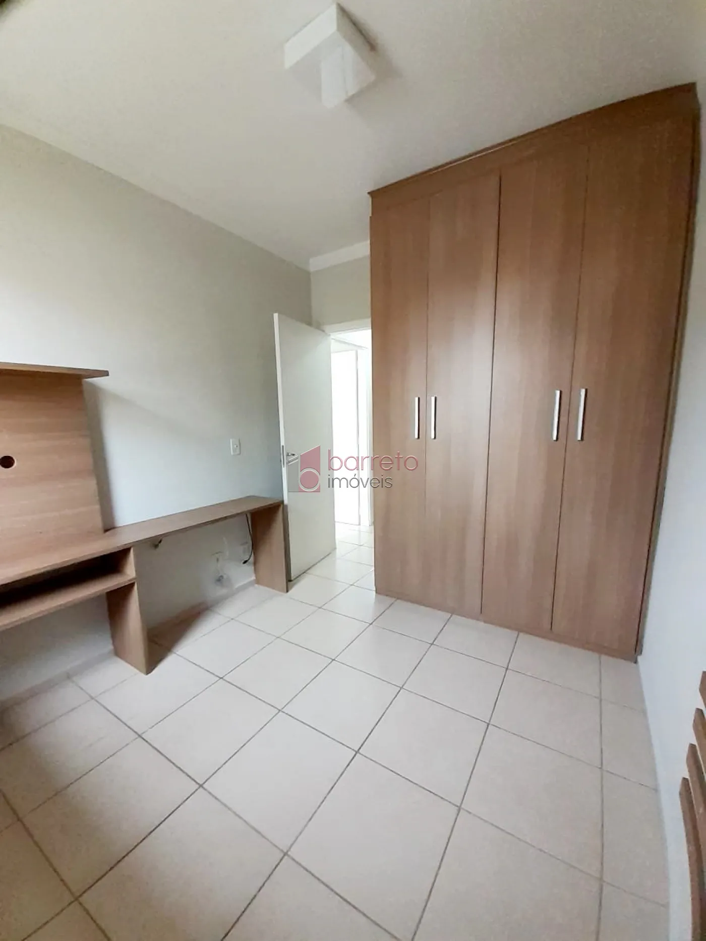 CASA À VENDA NO CONDOMÍNIO VILLAGE JARDIM DE VERSAILLES – VILA RAMI – JUNDIAÍ/SP