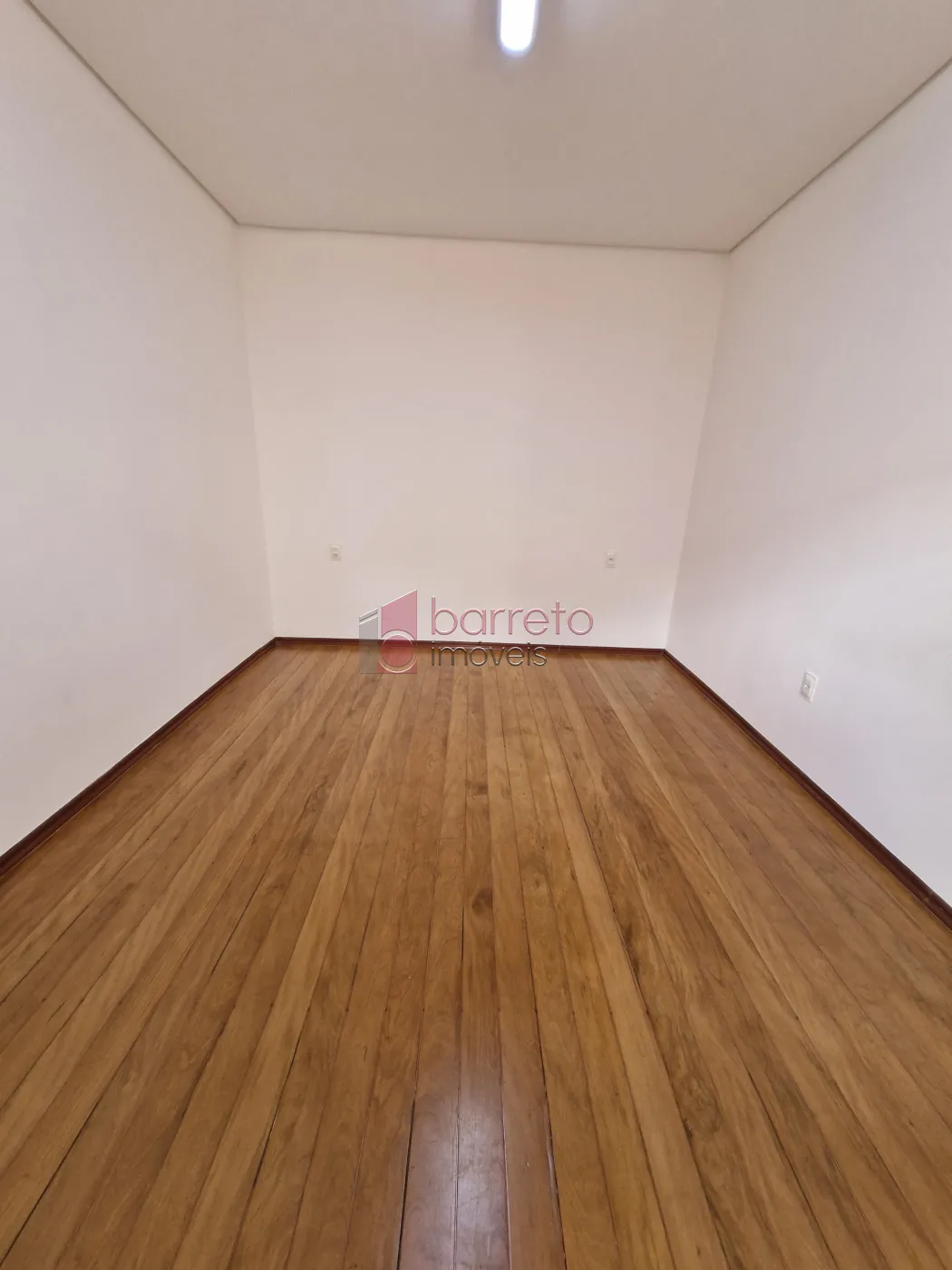 CASA TÉRREA PARA LOCAÇÃO NO BAIRRO ANHANGABAU – JUNDIAÍ/SP