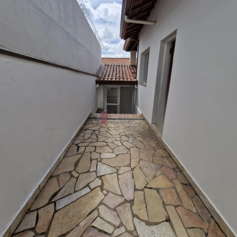 CASA TÉRREA PARA LOCAÇÃO NO BAIRRO ANHANGABAU – JUNDIAÍ/SP