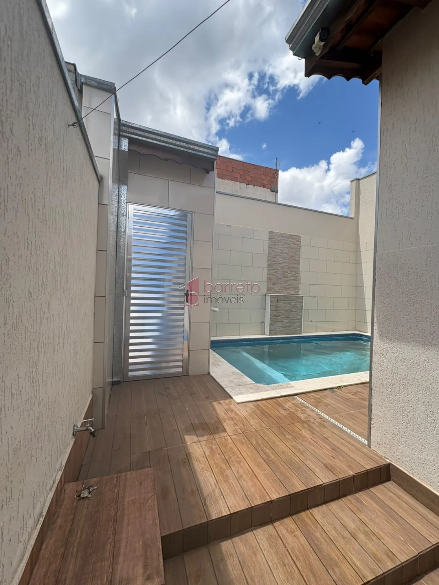 CASA TÉRREA À VENDA NO BAIRRO VILA HORTOLÂNDIA  EM JUNDIAÍ/SP