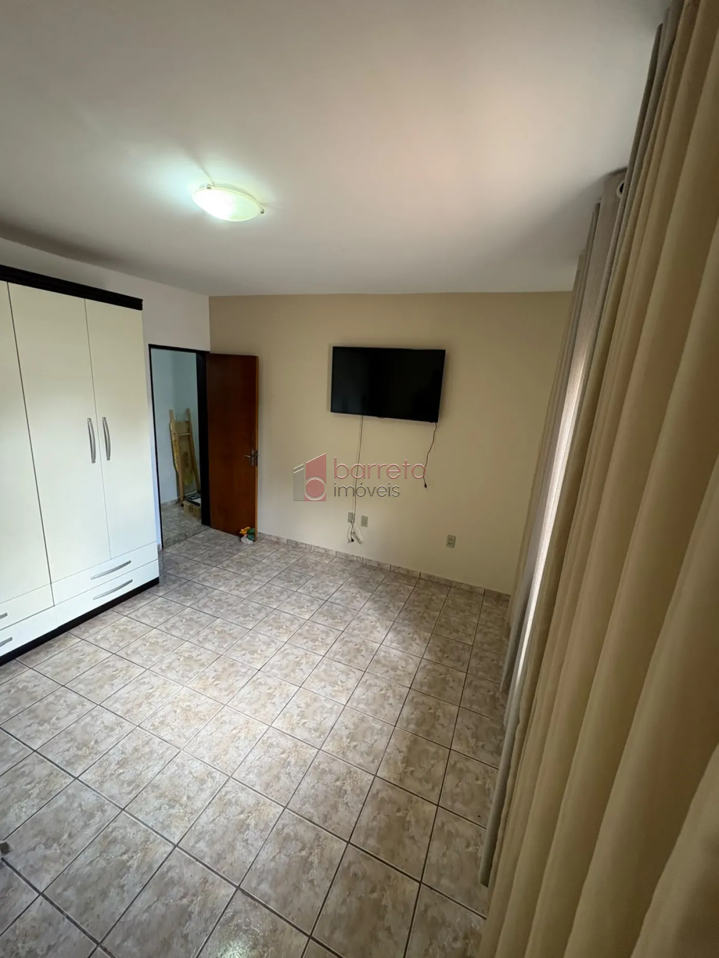 CASA TÉRREA À VENDA NO BAIRRO VILA HORTOLÂNDIA  EM JUNDIAÍ/SP