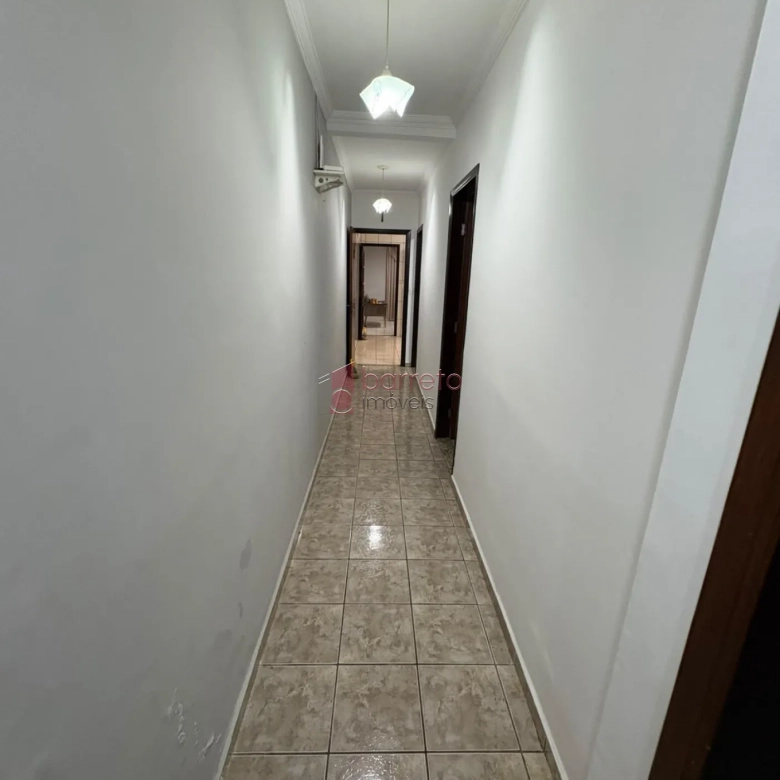 CASA TÉRREA À VENDA NO BAIRRO VILA HORTOLÂNDIA  EM JUNDIAÍ/SP