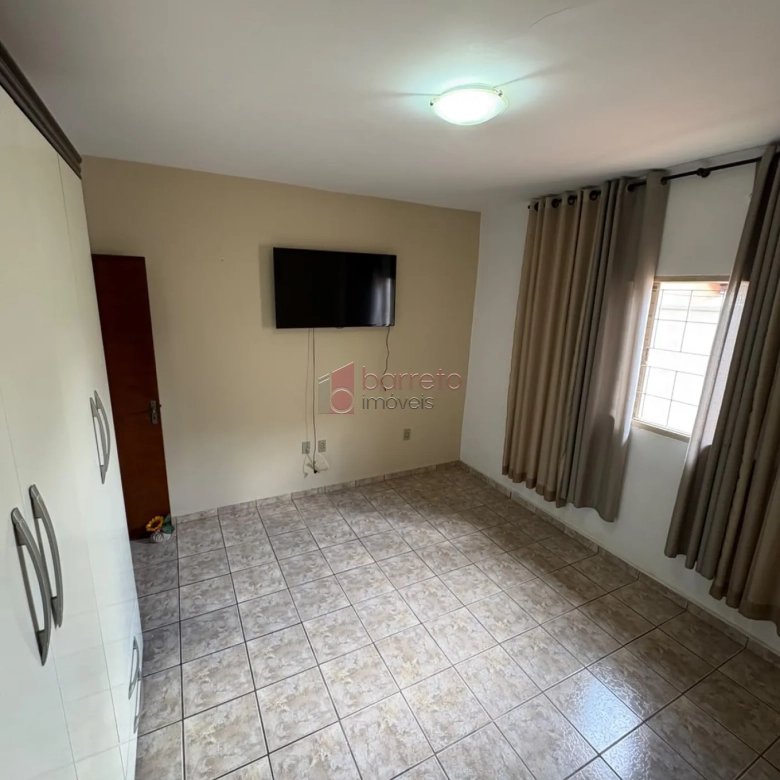 CASA TÉRREA À VENDA NO BAIRRO VILA HORTOLÂNDIA  EM JUNDIAÍ/SP