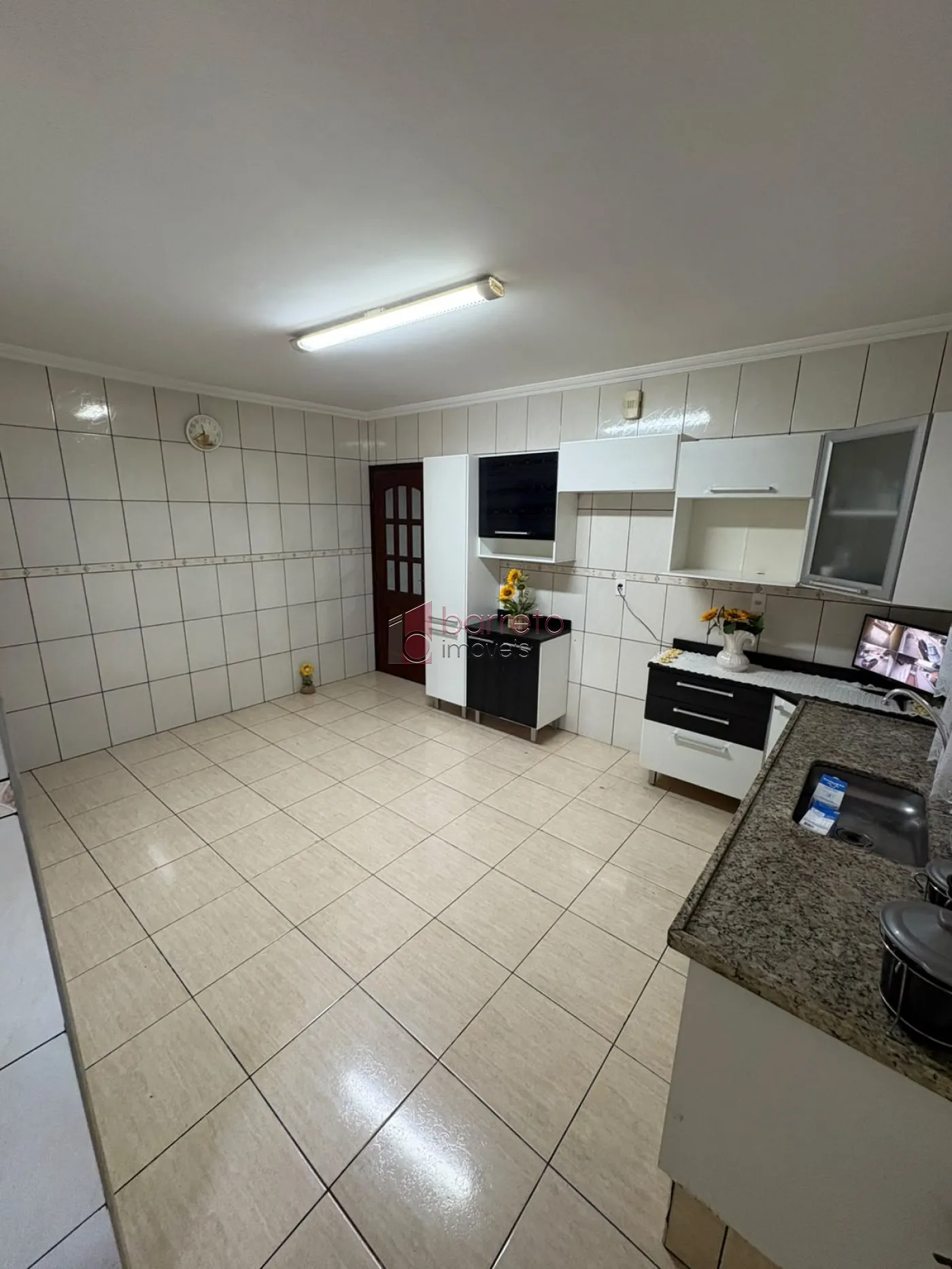 CASA TÉRREA À VENDA NO BAIRRO VILA HORTOLÂNDIA  EM JUNDIAÍ/SP