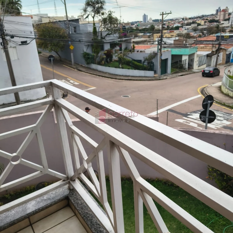 CASA À VENDA NO JARDIM BIZARRO, JUNDIAÍ/SP