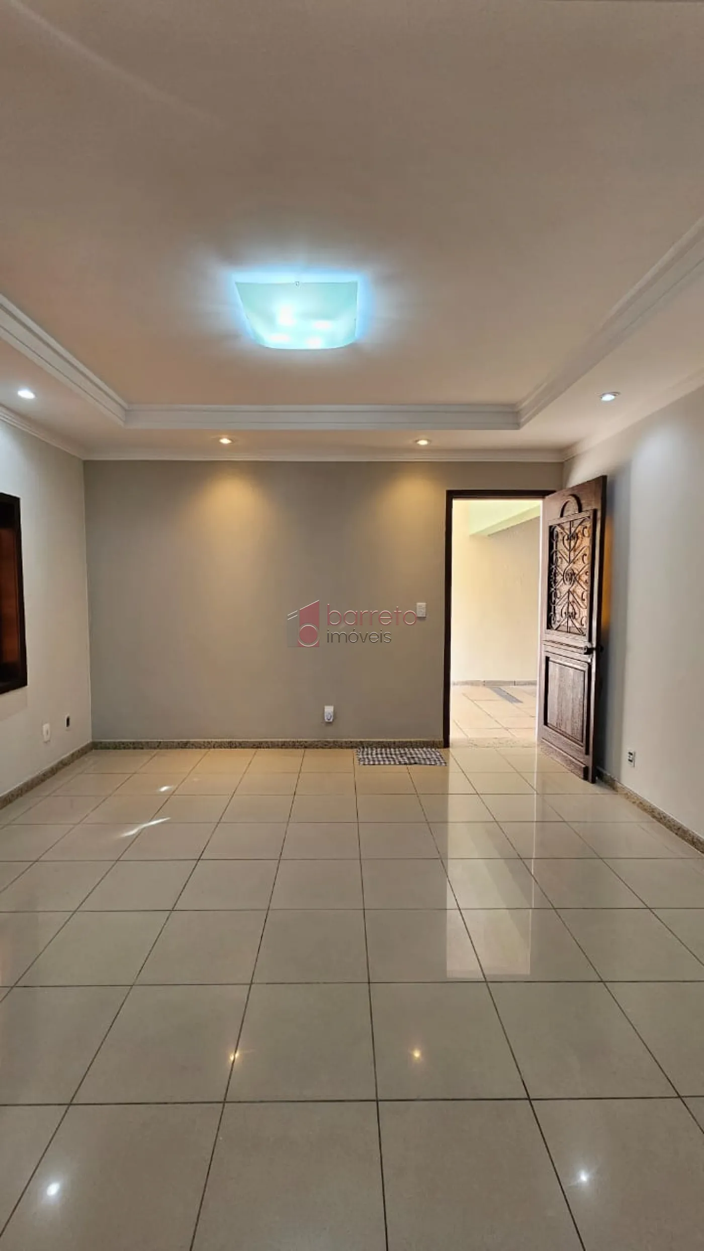 CASA COM EDÍCULA PARA LOCAÇÃO NO BAIRRO JARDIM DA FONTE – JUNDIAÍ/SP
