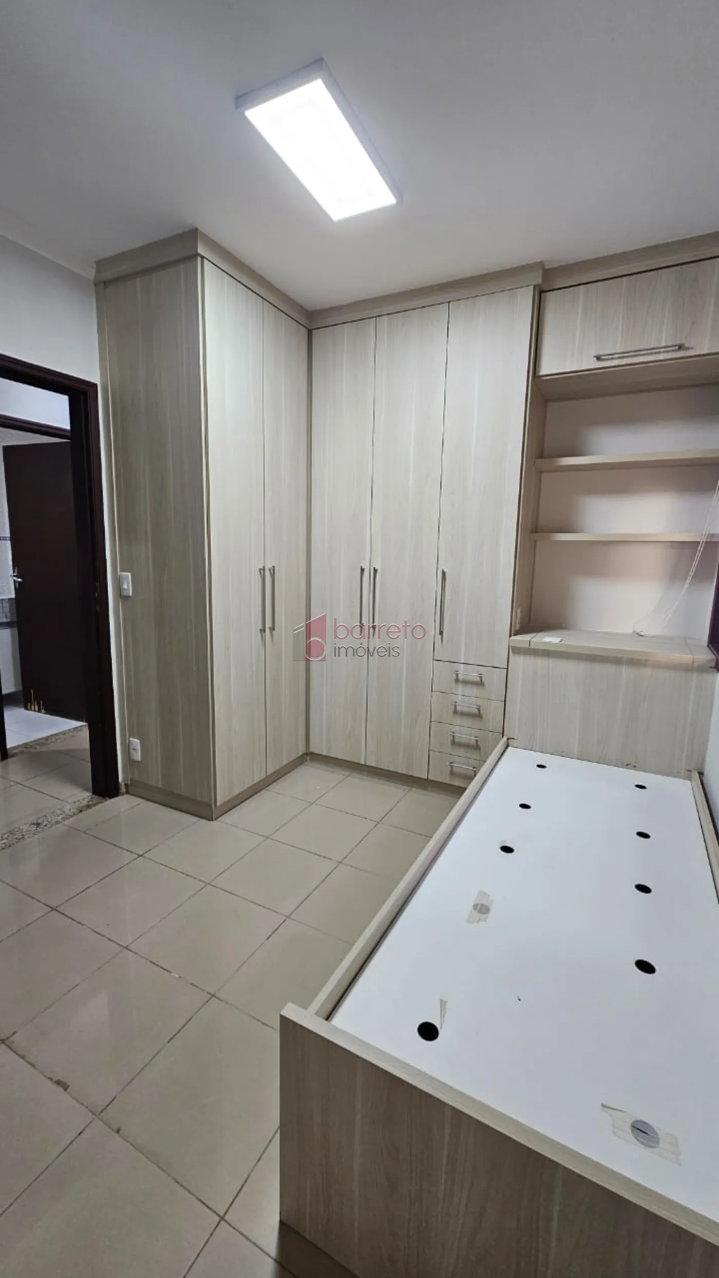CASA COM EDÍCULA PARA LOCAÇÃO NO BAIRRO JARDIM DA FONTE – JUNDIAÍ/SP
