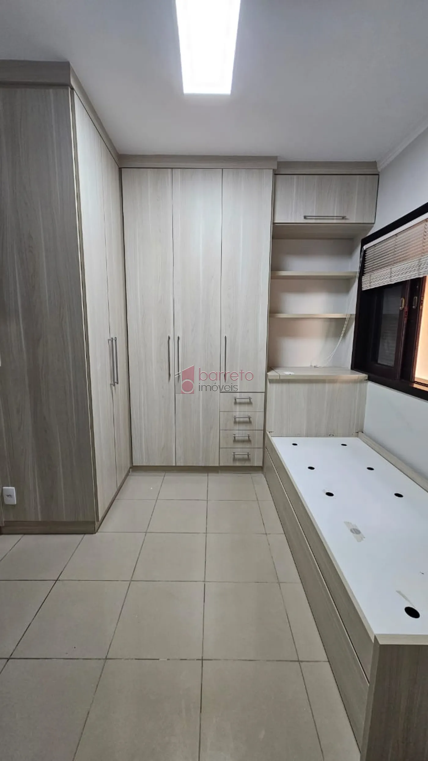 CASA COM EDÍCULA PARA LOCAÇÃO NO BAIRRO JARDIM DA FONTE – JUNDIAÍ/SP