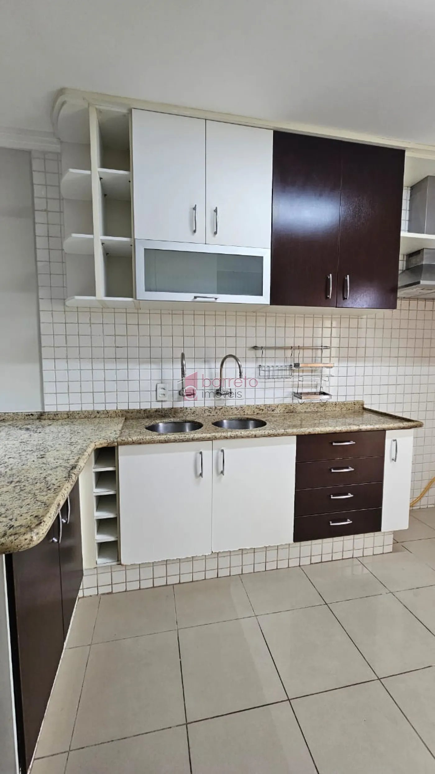 CASA COM EDÍCULA PARA LOCAÇÃO NO BAIRRO JARDIM DA FONTE – JUNDIAÍ/SP