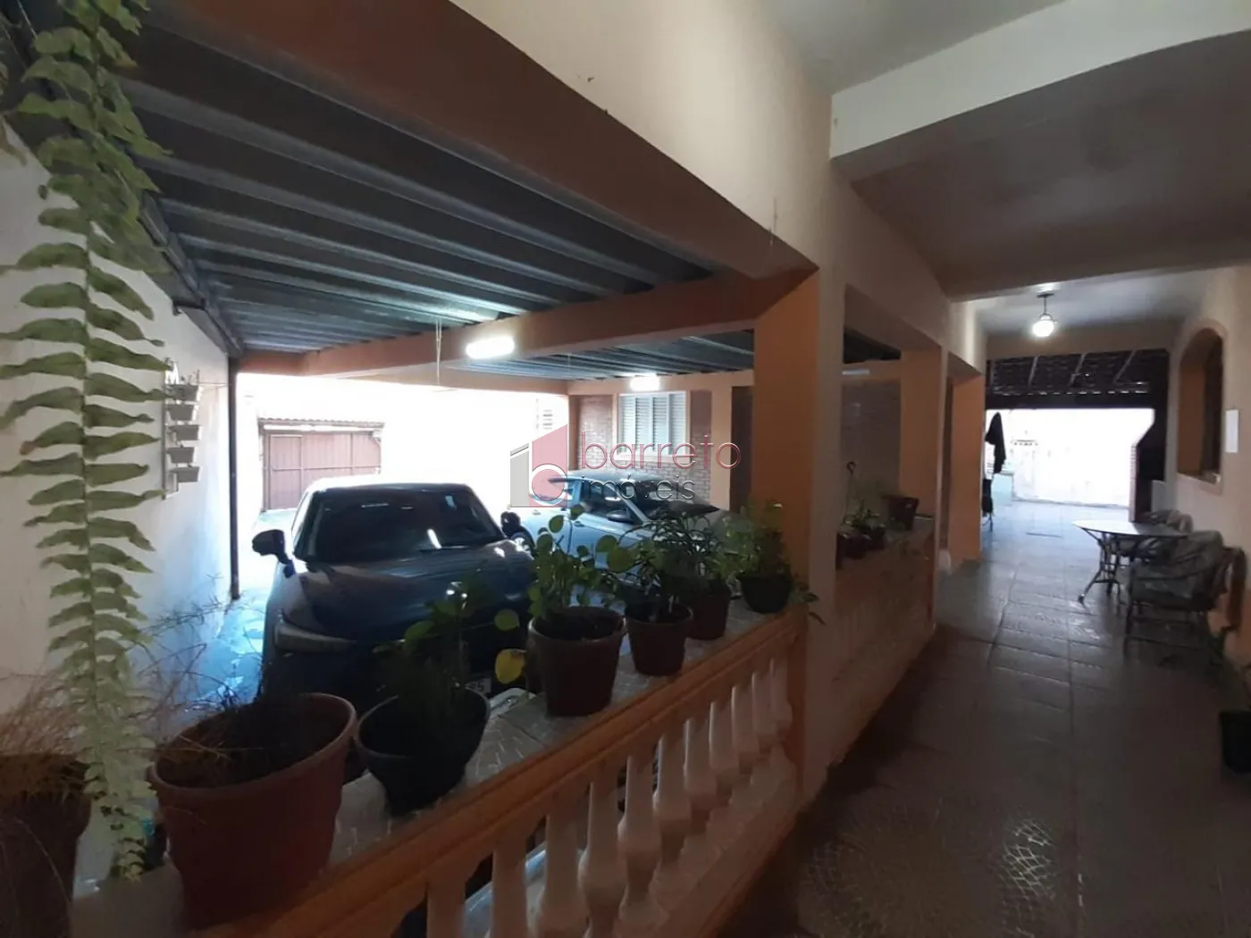 CASA COM EDÍCULA À VENDA NO JARDIM SANTANA – JUNDIAÍ/SP