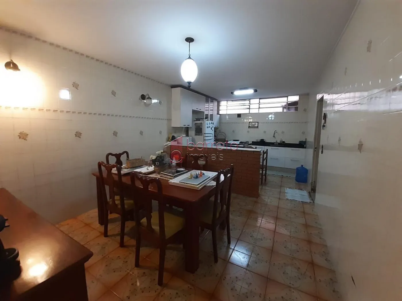 CASA COM EDÍCULA À VENDA NO JARDIM SANTANA – JUNDIAÍ/SP