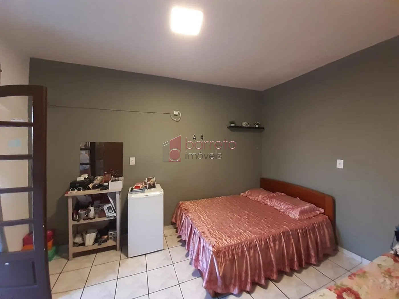 CASA COM EDÍCULA À VENDA NO JARDIM SANTANA – JUNDIAÍ/SP