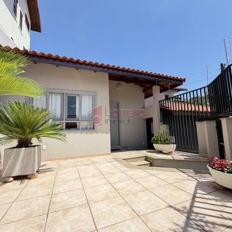 CASA SOBRADO À VENDA NO JARDIM PAULISTA EM JUNDIAÍ/SP