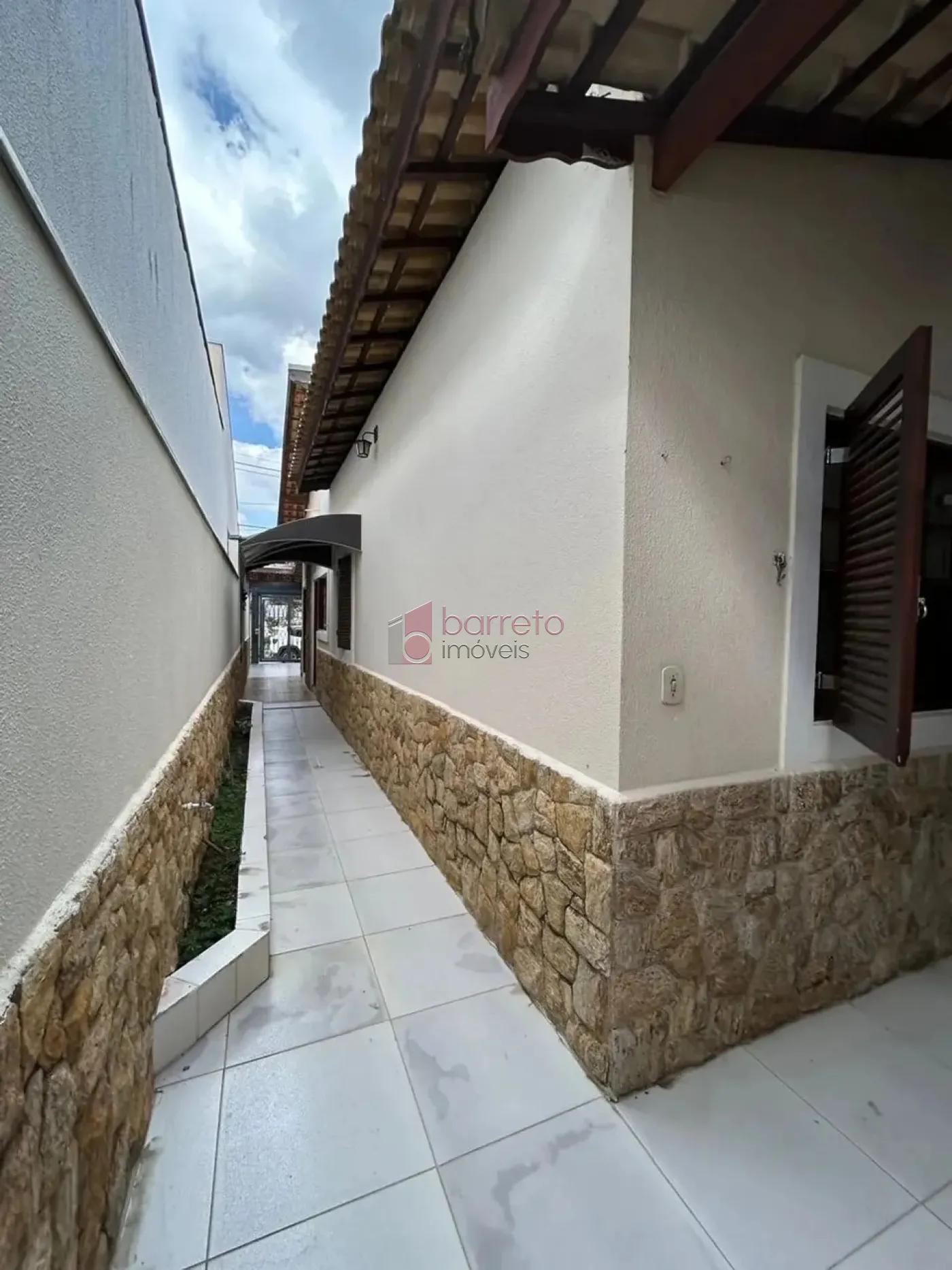 CASA PARA LOCAÇÃO NO BAIRRO JARDIM SARAPIRANGA – JUNDIAÍ/SP