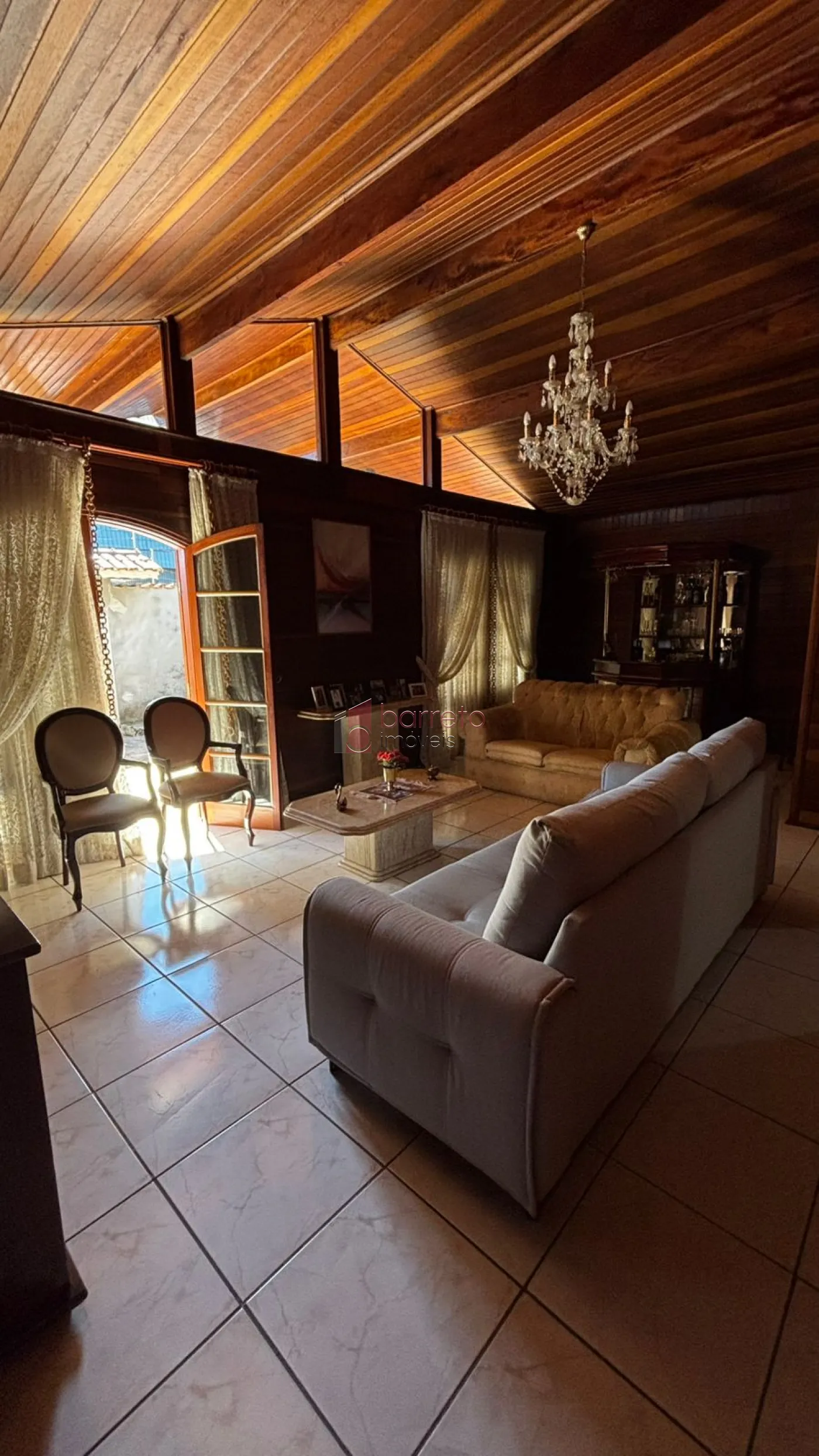 CASA À VENDA NO PARQUE SÃO LUIZ EM JUNDIAÍ/SP
