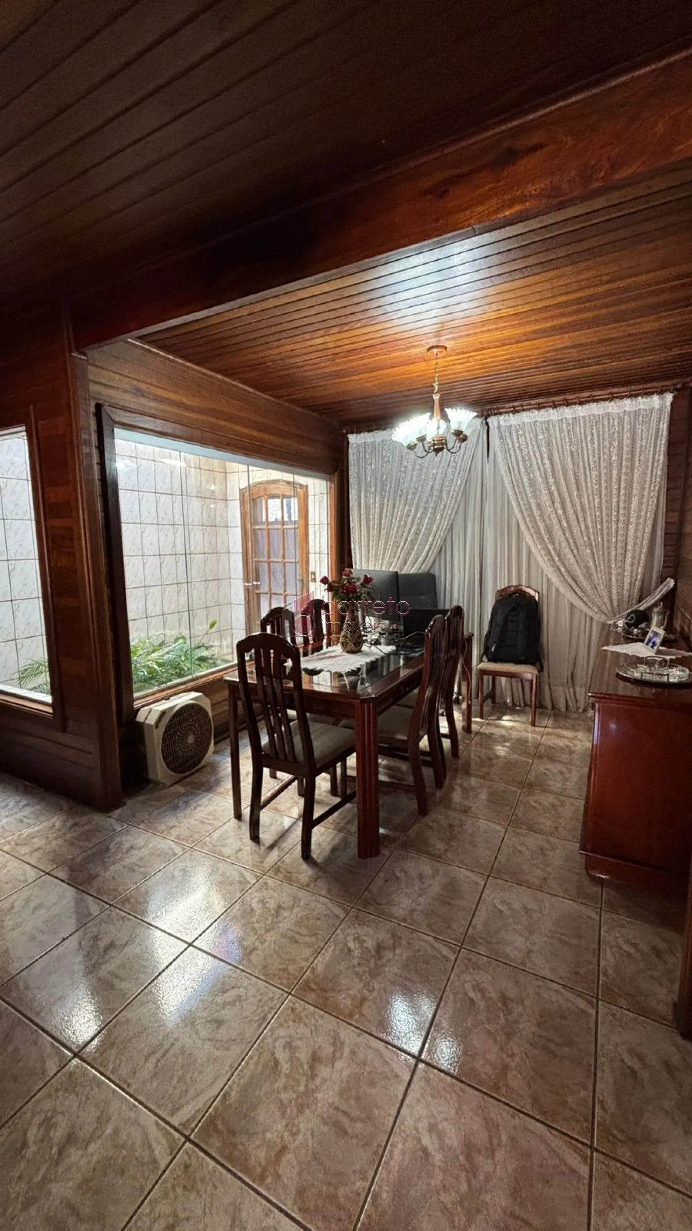 CASA À VENDA NO PARQUE SÃO LUIZ EM JUNDIAÍ/SP